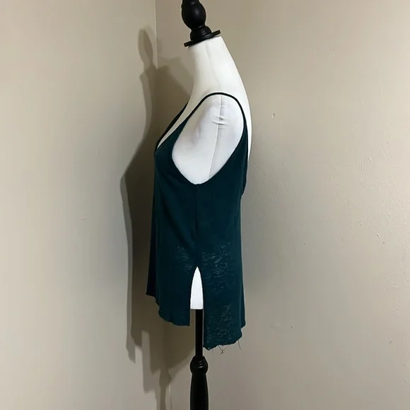 ⭐️Project Social T, Women’s Fray Bottom Tee Teal Size XS⭐️ - Picture 6 of 6